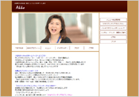 �������q